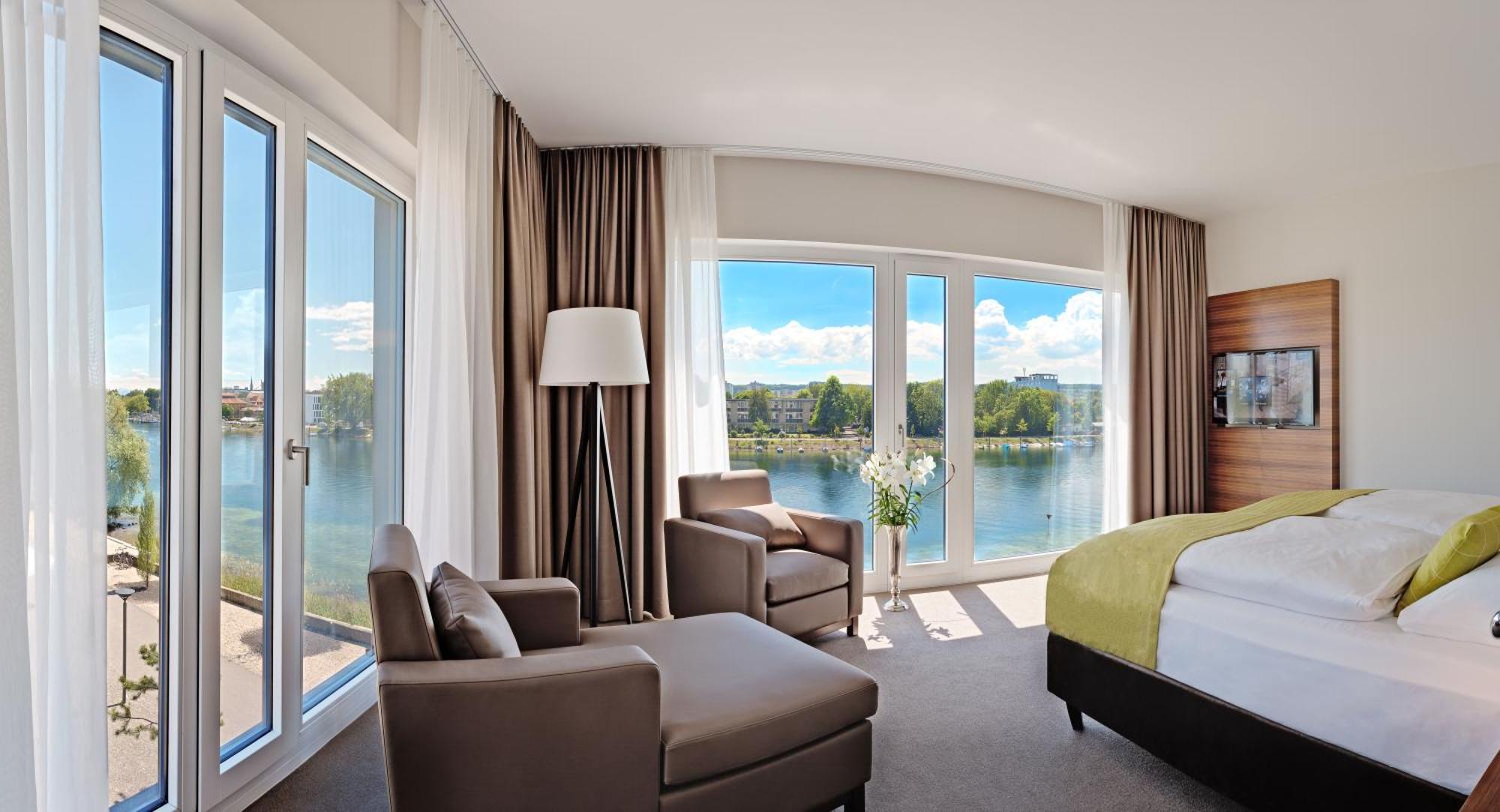 47° Hotel Constanza